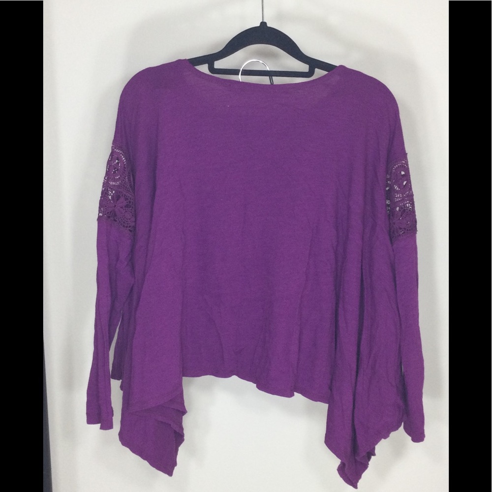 Oversized Crochet Top - Picture 2 of 2